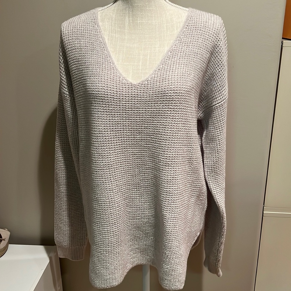 Aritzia sweater